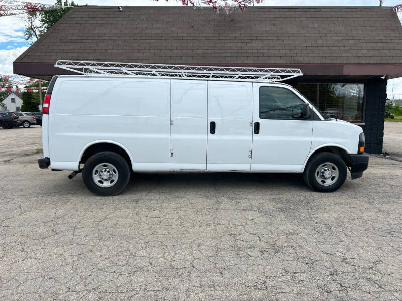 chevrolet express cargo 2018 1GCZGHFG7J1168672 image chevrolet express cargo 2018 1GCZGHFG7J1168672 image